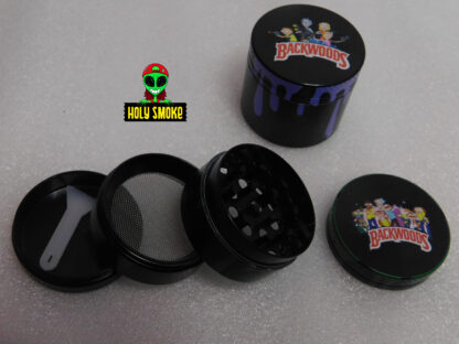 Grinder de metal Backwoods con estampa de Rick and Morty, de 4 capas, 3.7cm ancho por 4cm de alto