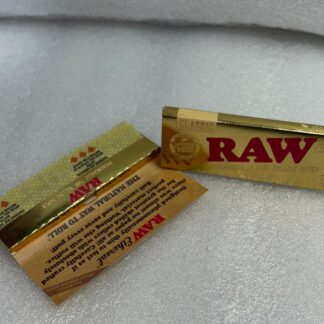 Papeles de fumar de la marca RAW, edición limitada Ethereal,tamaño 1-1/4 classic , 50 hojas